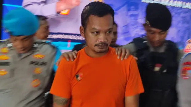 Bendi Wijaya (31) sopir truk maut menjadi tersangka kasus kecelakaan di GT Ciawi, Bogor. (Liputan6.com/Achmad Sudarno).